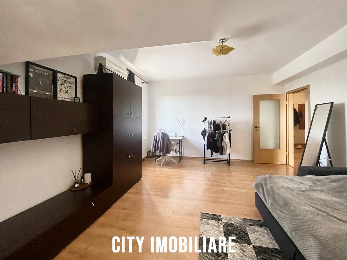 Apartament 2 camere, decomandat, zona Calea Turzii. - foto 3