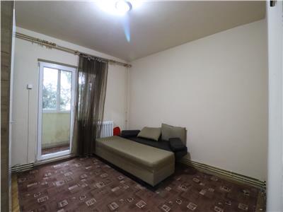 Apartament, 2 camere, decomandat, mobilat, zona Semicentrala.