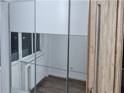 Apartament 2 camere, decomandat, S 52 mp., zona Piata Flora