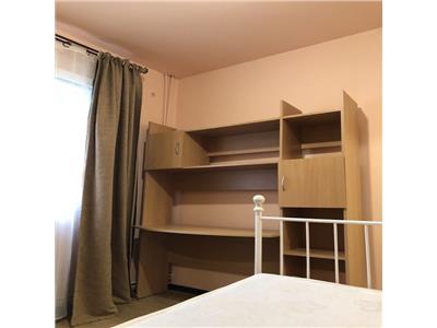 Apartament 2 camere, decomandat, mobilat,  Aleea Ciucas.
