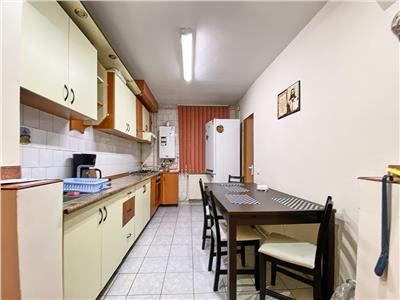 Apartament 3 camere, cu 2 bai, Decomandat, str.Dunarii