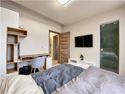 Apartament 3 camere LUX, S88 mp.+2 terase, parcare, Iulius Mall