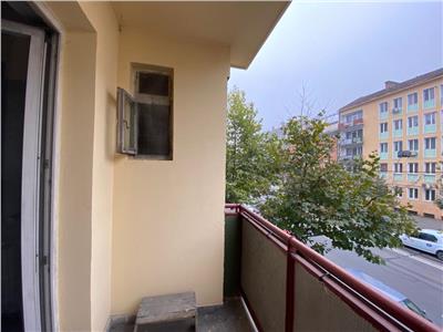 Apartament 3 camere, S 57 mp + balcon, str. Horea.