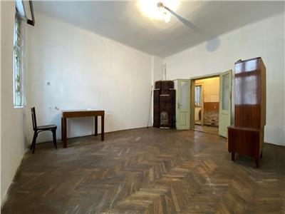 Apartament 3 camere, Ultracentral, Sora Shoping Centrer.