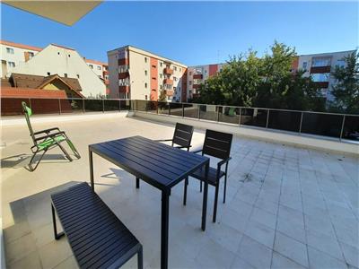 Apartament 2 camere, semidecomandat, mobilat, Marasti.