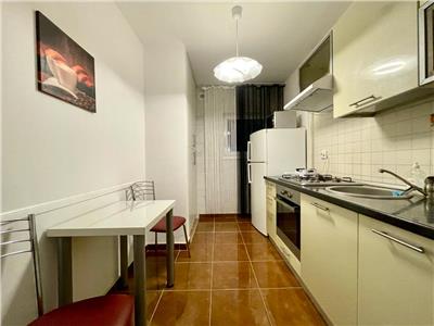 Apartament 2 camere, S 70 mp, mobilat, zona Grand Hotel Italia.