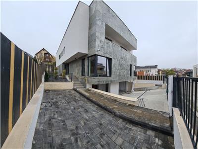 Duplex 6 camere, S-180 mp+ 230 mp teren, Andrei Muresanu