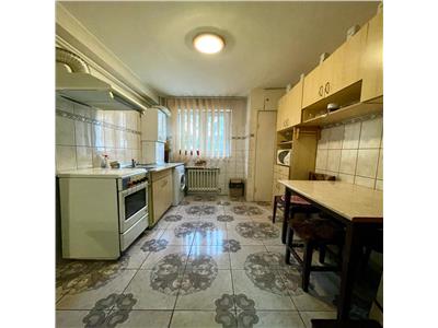 Apartament 2 camere, decomandat, mobilat, utilat, zona Iulius Mall.