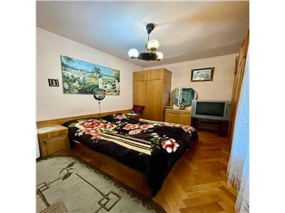 Apartament 2 camere, decomandat, mobilat, utilat, zona Iulius Mall.