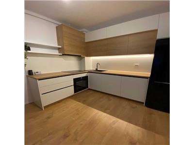 Apartament 2 camere, etaj intermediar, mobilat, Semicentral.