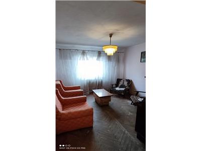 Apartament 4 camere, semidecomandat, S 78 mp, Manastur.