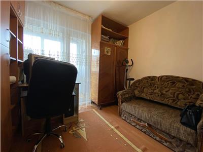 Apartament 2 camere, decomandat, mobilat, utilat, Manastur.