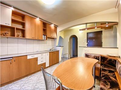 Apartament 4 camere, decomandat, mobilat, utilat, Mărăști.