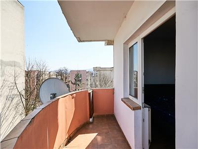 Apartament 3 camere, 2 bai, decomandat, bd. N.Titulescu, Gheorgheni