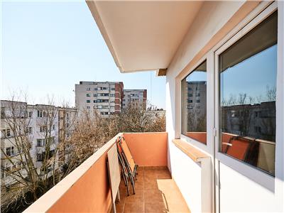 Apartament 3 camere, 2 bai, decomandat, bd. N.Titulescu, Gheorgheni