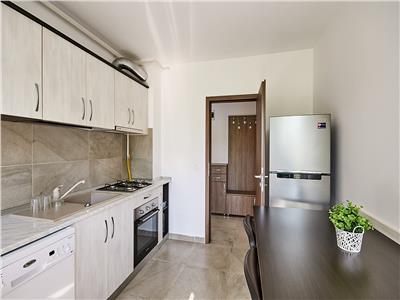 Apartament cu 2 camere, mobilat, utilat, bloc nou, Andrei Muresanu Sud