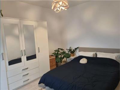 Apartament 2 camere, decomandat, mobilat, utilat, Semicentral.
