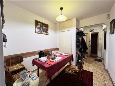 Apartament 3 camere decomandate, S 74 mp+2 balcoane, Manastur