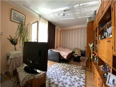 Apartament 2 camere, decomandat, mobilat, utilat, Teodor Mihali.