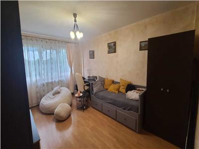 Apartament 1 camera, S 38 mp + parcare,  zona Calea Turzii.