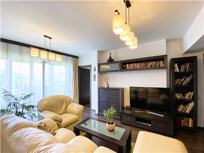Apartament 2 camere, bloc rezidențial, Plopilor, bloc semiluna