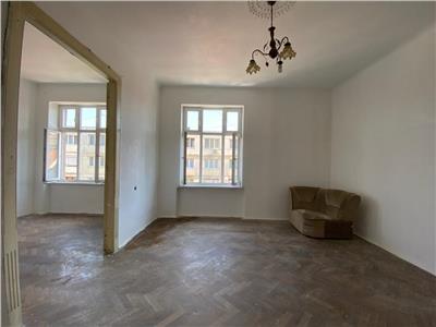 Apartament 2 camere, S 56 mp, semidecomandat, Horea