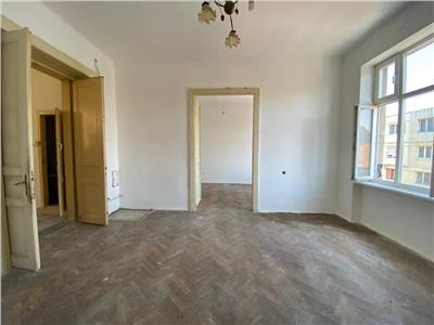 Apartament 2 camere, S 56 mp, semidecomandat, Horea