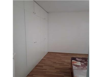 Apartament 2 camere, semidecomandat, mobilat, utilat, Centru.