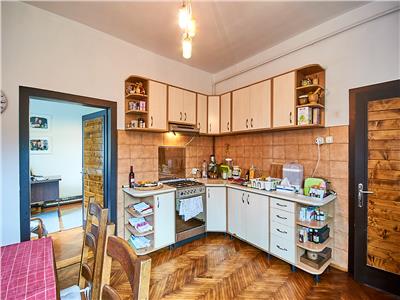 Apartament cu 3 camere,S100 mp, str. Deva, zona Parcul Mare