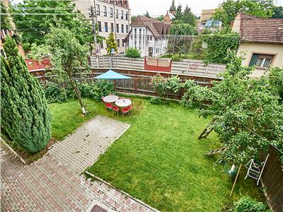 Apartament cu 3 camere,S100 mp, str. Deva, zona Parcul Mare
