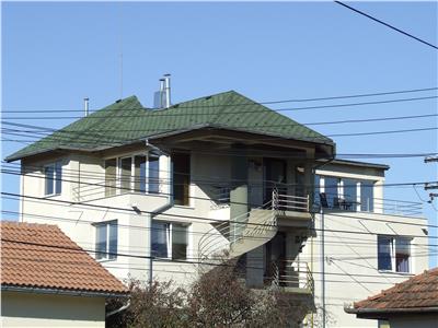Apartament cu 3 camere,S100 mp, str. Deva, zona Parcul Mare