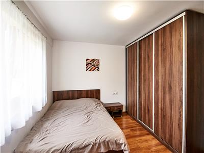 Apartament cu 3 camere, terasa 22 mp., gradina 37 mp., Zorilor