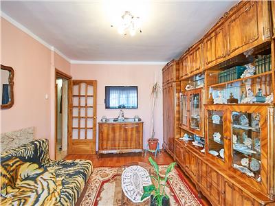 Apartament 3 camere, S72 mp, str. Izlazului 18