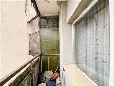 Apartament 2 camere decomandat, S50mp+2 balcoane, bd. 21Decembrie 1989