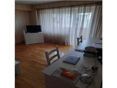 Apartament 2 camere, S 75 mp, mobilat, utilat, Central.