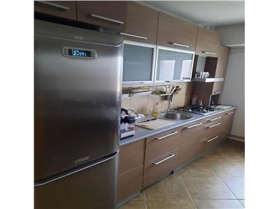 Apartament 2 camere, S 75 mp, mobilat, utilat, Central.