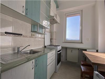 Apartament 2 camere, semidecomandat, mobilat, utilat, Mărăști.