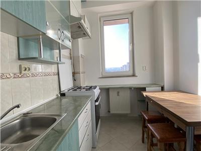 Apartament 2 camere, semidecomandat, mobilat, utilat, Mărăști.