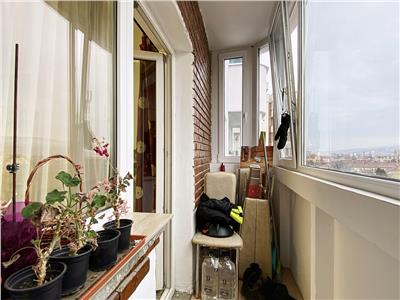 Apartament 3 camere decomandat, S73mp+balcon, str. Bucuresti, Farmec