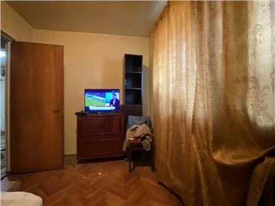 Apartament 3 camere, S 67 mp, decomandat, Grigorescu.