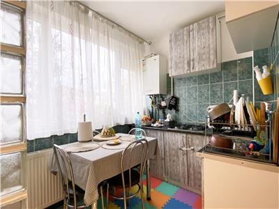 Apartament 3 camere, mobilat, utilat, Grigorescu str. Hateg.