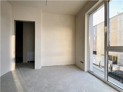 Apartament 3 camere Decomandat, S75mp+4 mp terasa, bloc nou