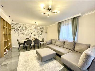 Casa 4 camere, prima închiriere, LUX, zona Vivo.