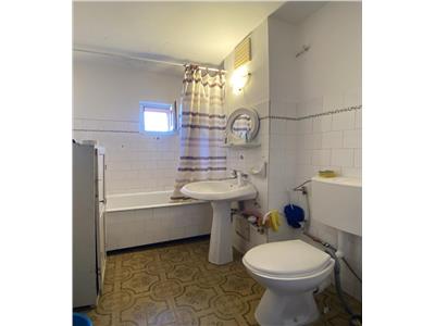 Apartament 3 camere, S 69 mp + balcon, decomandat, Grigorescu.