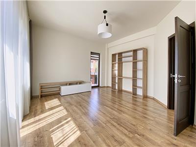 Apartament 3 camere, S75mp + 6mp balcon, ultrafinisat, bloc nou