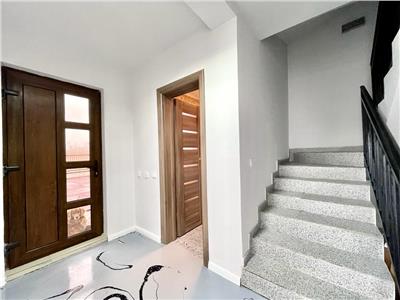 Duplex 4 camere, S 180 mp + 80 mp terasa, Borhanci.