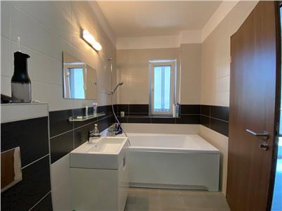 Apartament 3 camere, 75 mp + 24 mp terasa, bloc nou, Sophia Residence.