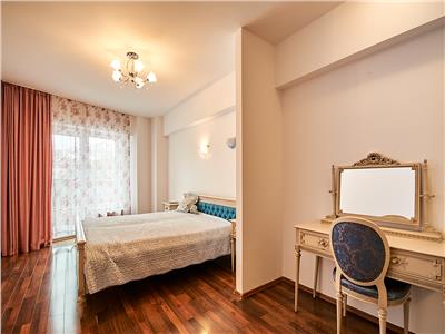 Apartament 3 camere, S113mp+ 16 mp. terasa, Semiluna, Rozelor