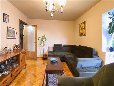 Apartament 3 camere decomandat, S63mp+2 balcoane, Bd. N.Titulescu