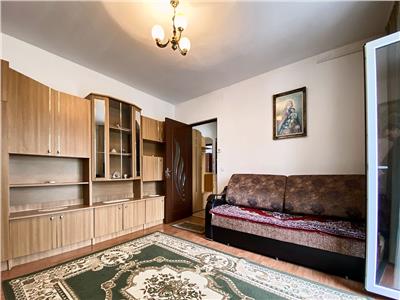 Apartament 3 camere, decomandat, mobilat, utilat, Gheorghieni.